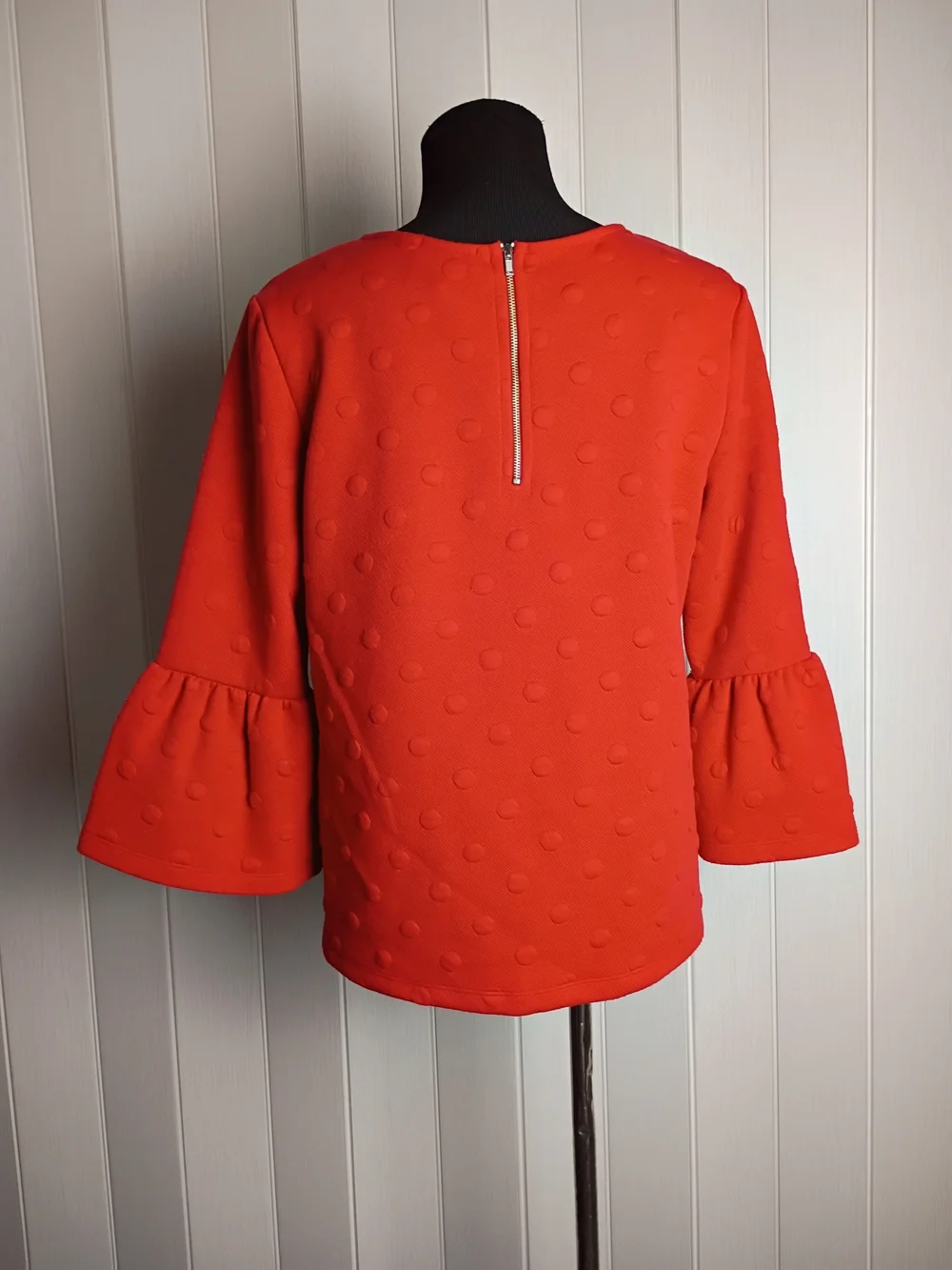 W5 Red Textured Bell Sleeve Tunic Top Blouse Polka Dot Popcorn Coquette Boho M - Picture 8 of 12